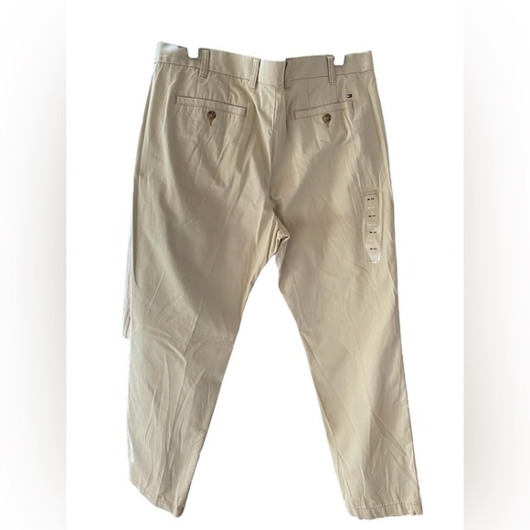 NWT Tommy Hilfiger tailored fit khaki slacks pants size 38x34 - Picture 5 of 7